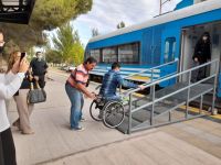 Plottier exige una rampa de discapacitados para el Tren del Valle