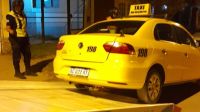 Brutal asalto a una taxista: una pareja la golpeó para robarle la recaudación