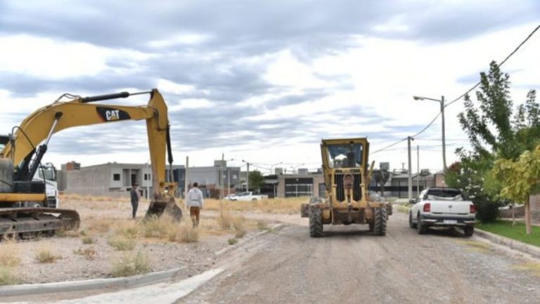 La Municipalidad asfaltará mil cuadras más en distintos barrios de la ciudad thumbnail