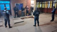 Senillosa: Detuvieron a cinco hombres robando un tanque de agua