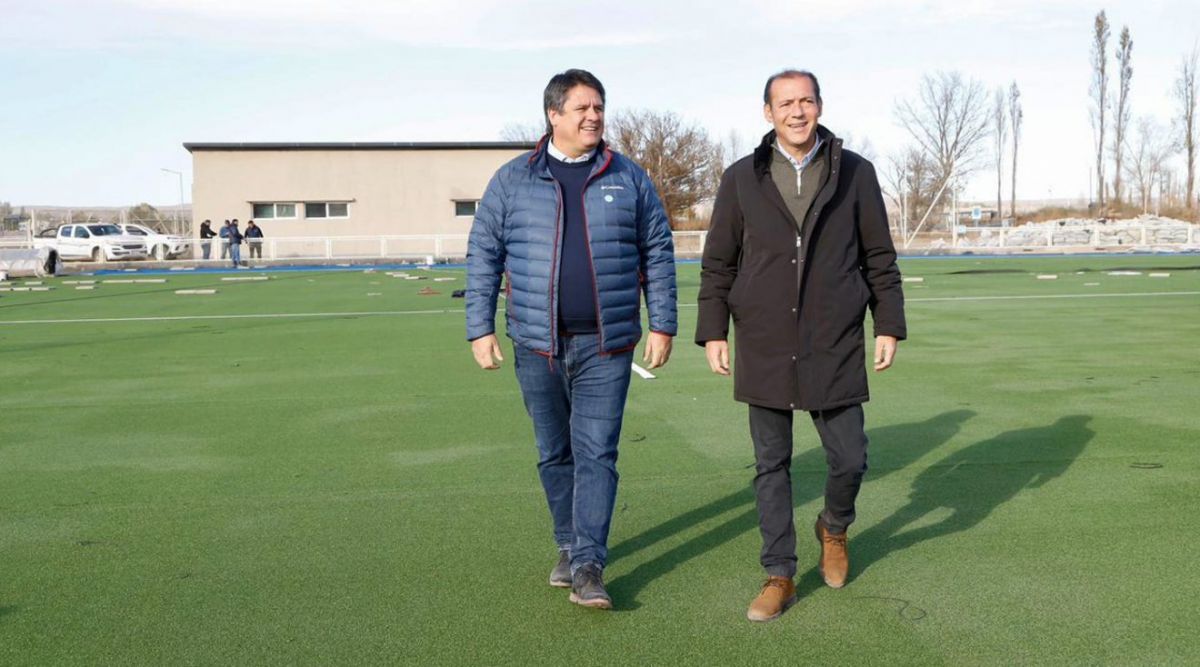 Está próxima a finalizarse la obra de la cancha de hockey base agua