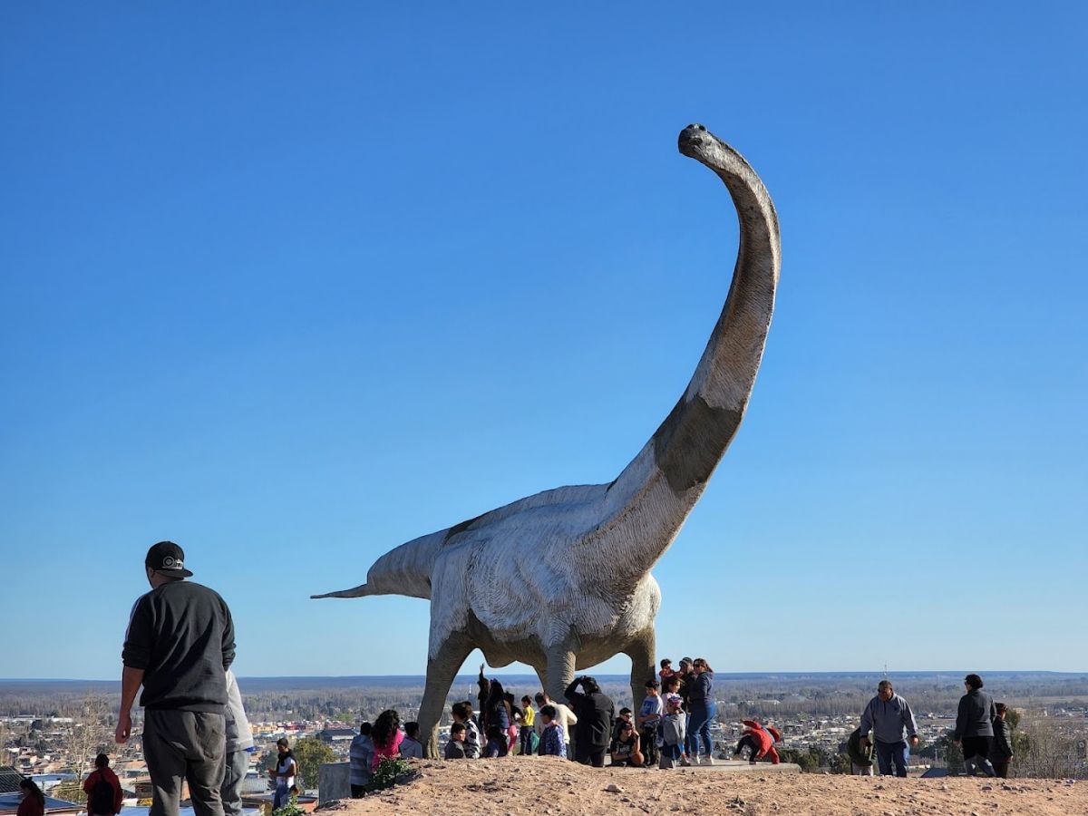 Fue aprobada la primera etapa del Parque de Dinosaurios